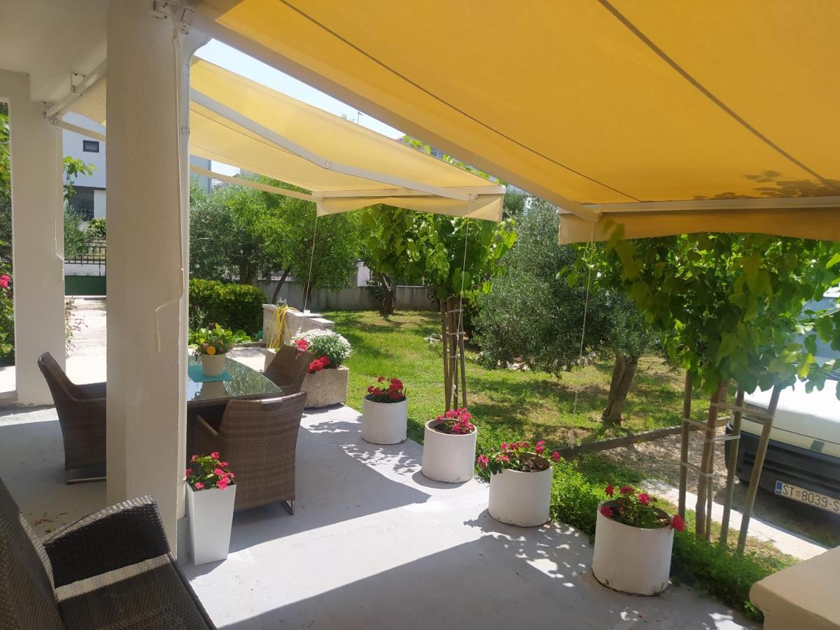 Apartmani Trubi 2 Vodice Esterno foto