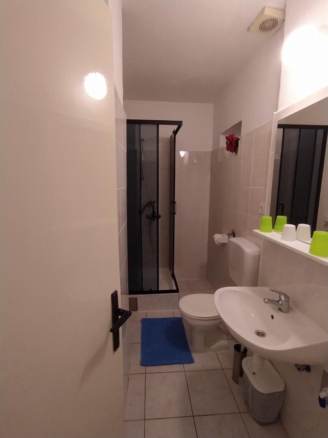 Apartmani Trubi 2 Vodice Esterno foto